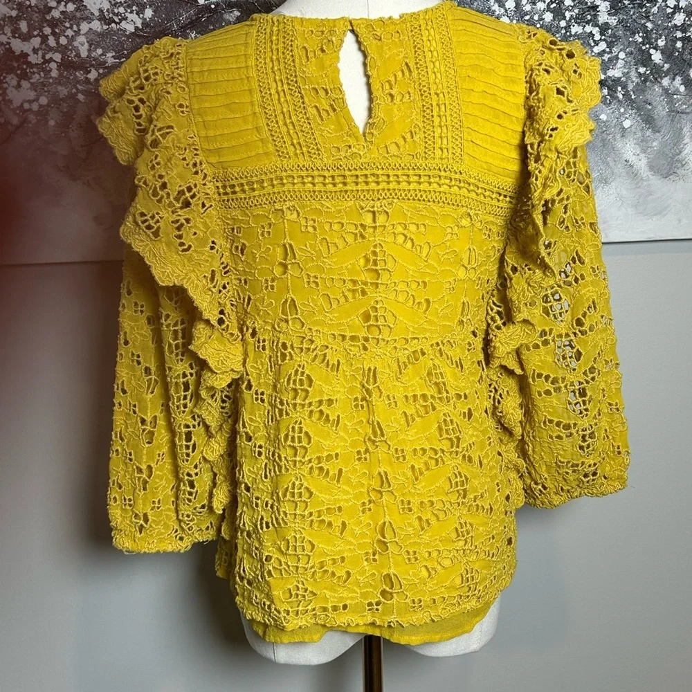 Anthropologie clementine Ruffled eyelet Blouse in vibrant mustard yellow size 4